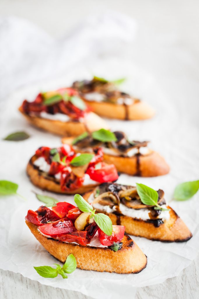 Crostini mit Pilzen &amp; Tomaten | Rezept