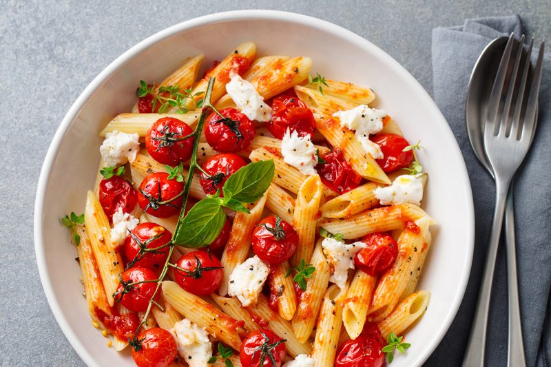 Penne mit gerösteten Tomaten & Mozzarella