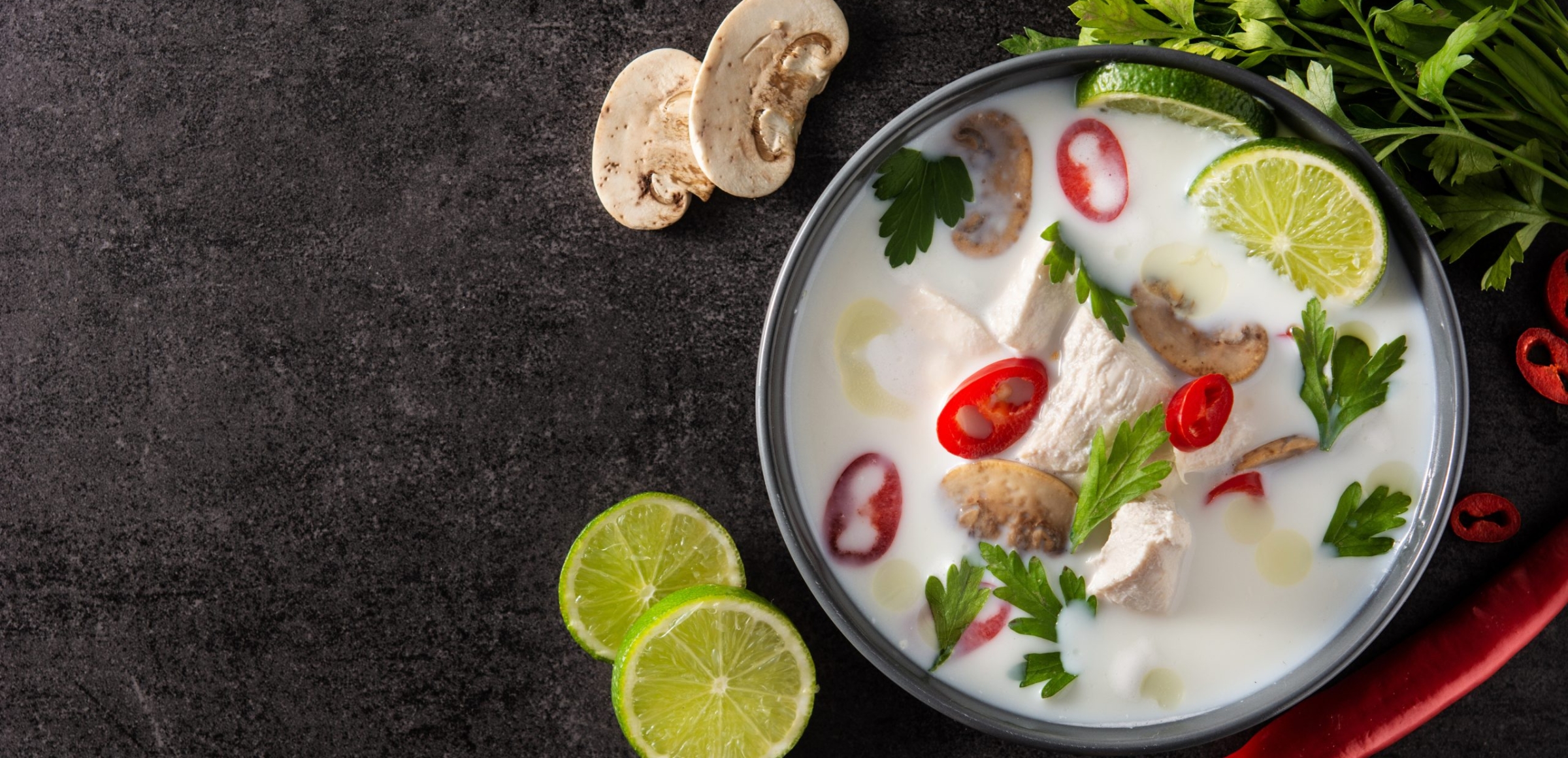 Tom-Kha-Gai (Thailändische Hühnersuppe mit Kokosmilch) | Rezept